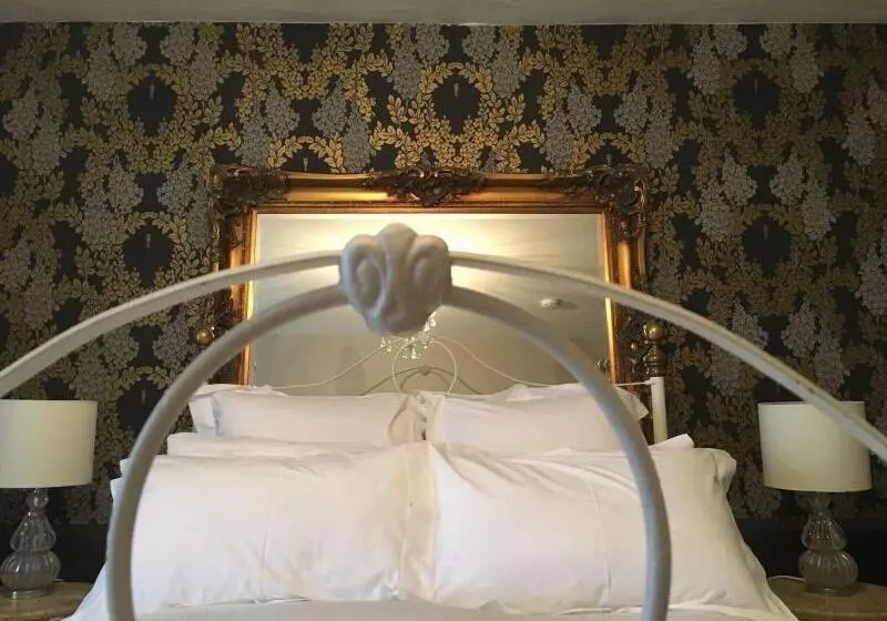 Bed and Breakfast Coswarth House