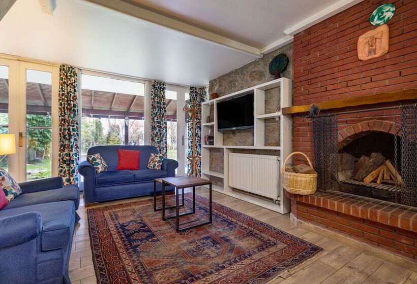 Beta Home Lake House