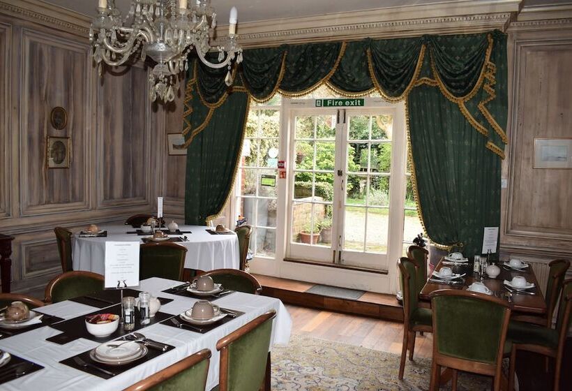 펜션 Harmondsworth Hall