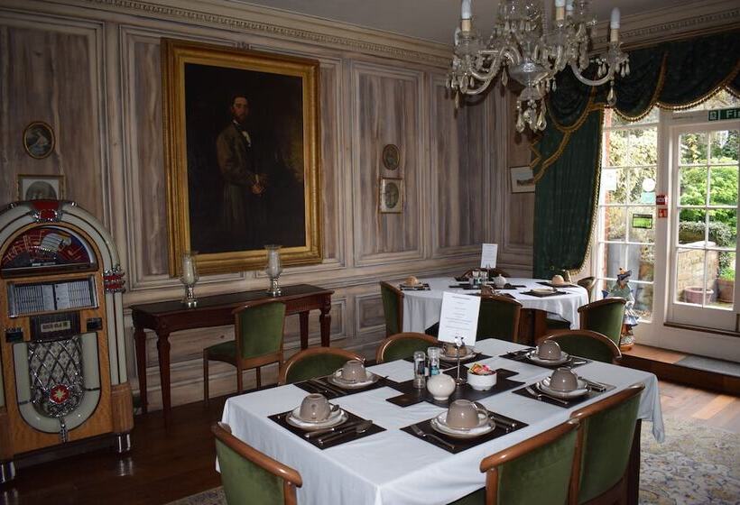 펜션 Harmondsworth Hall