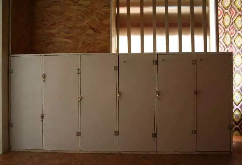 Albergue Les Xendes. Parque De Redes