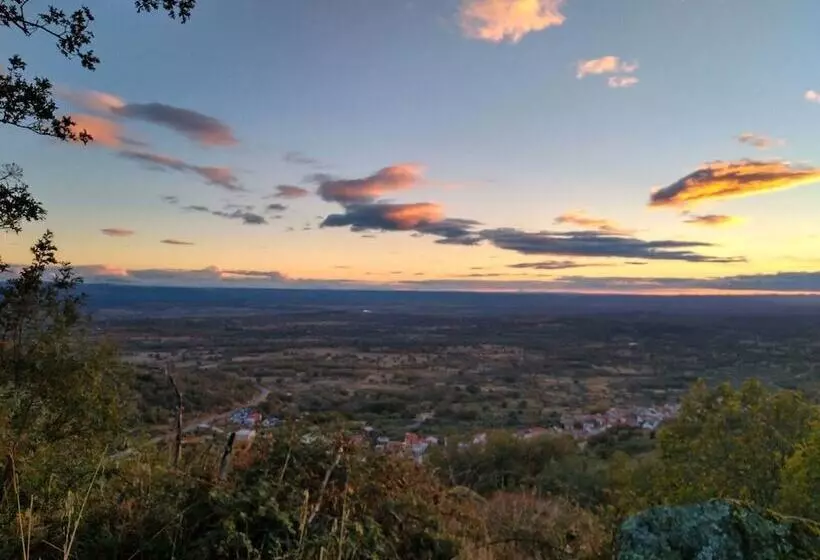 ベッドアンドブレックファースト Casa Rural La Toza