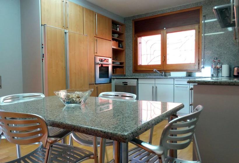 Casa Rosa En Sant Elm