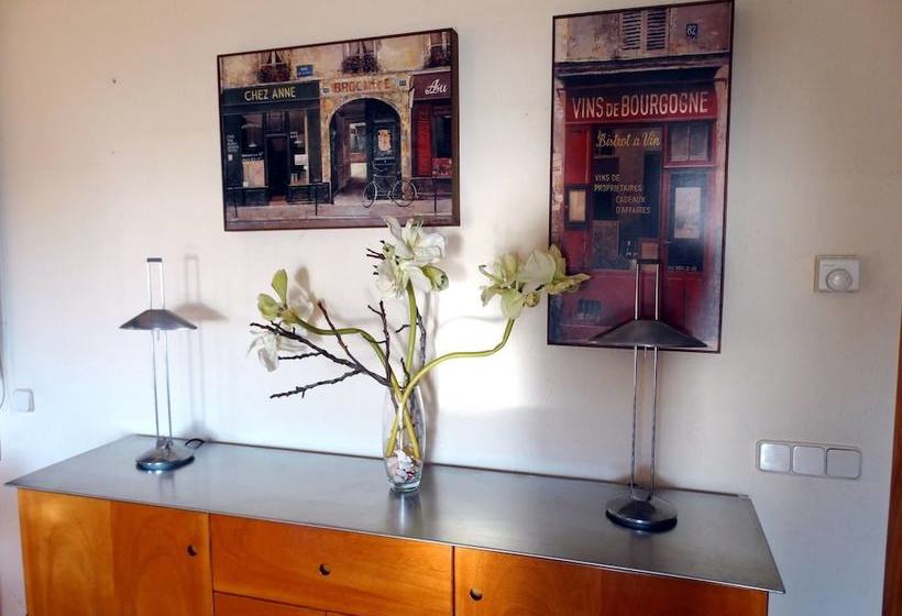 Casa Rosa En Sant Elm