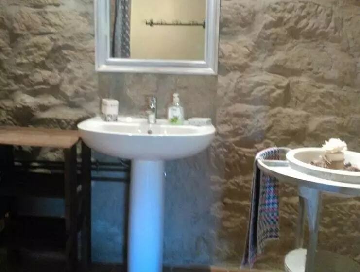 簡易ホテル Refugio El Pajar