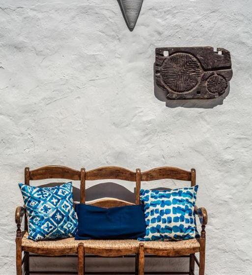 Los Lirios Hotel Rural   Adults Only