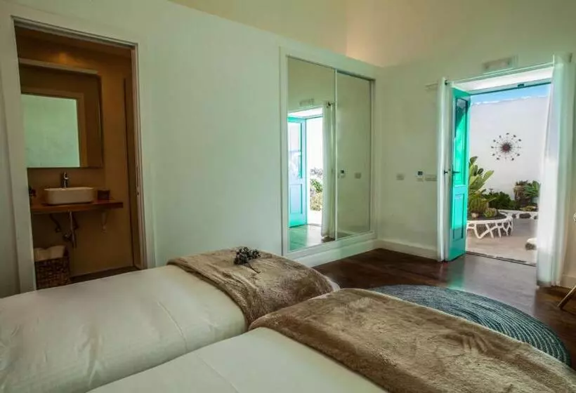 Los Lirios Hotel Rural   Adults Only