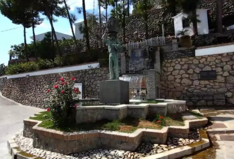 Hotelli Posada Del Bandolero