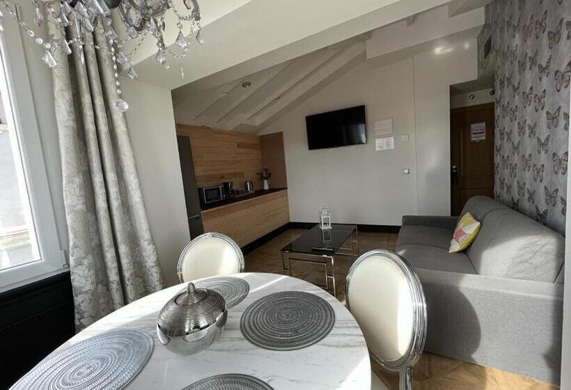 هتل Royal Suite Santander