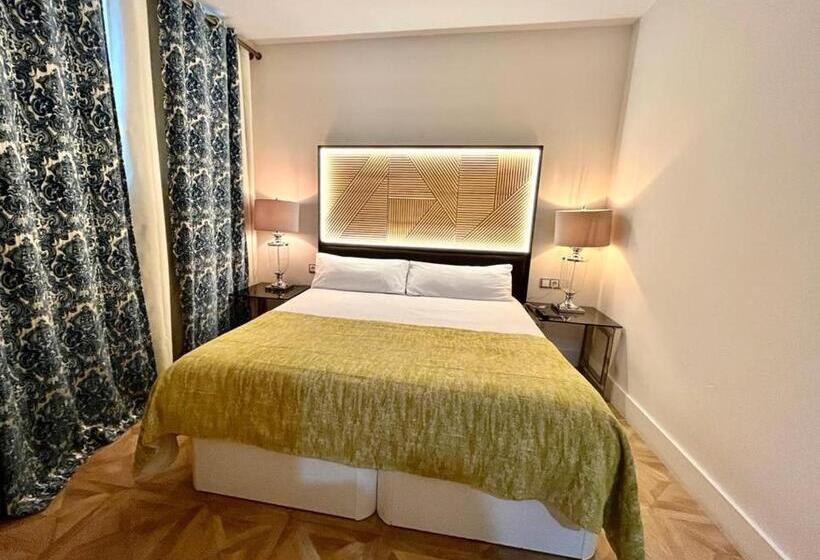 هتل Royal Suite Santander