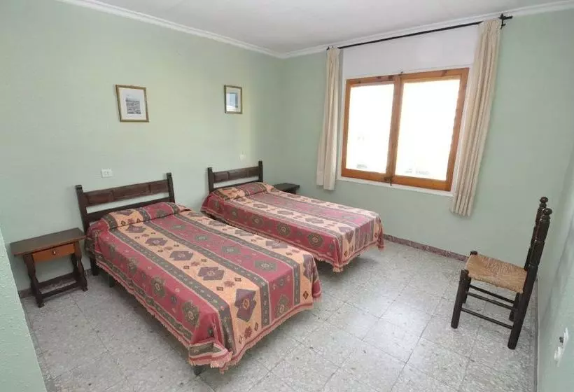 La Solana Apartments