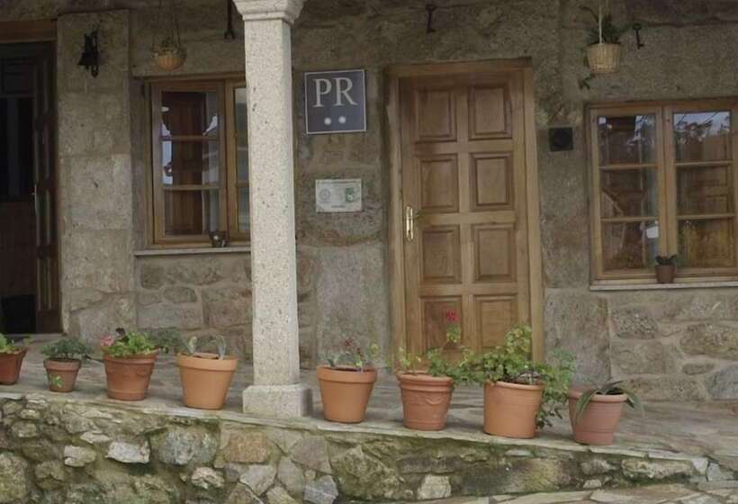 بنسيون Casa Luz