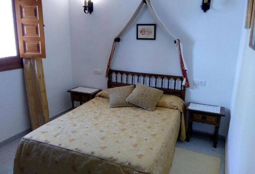 Albergue Hostal Meson La Cadena