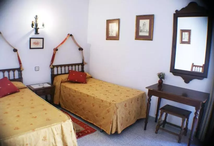 ユースホステル Hostal Meson La Cadena