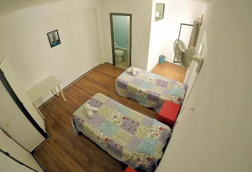 ユースホステル Pension Euro Holitel