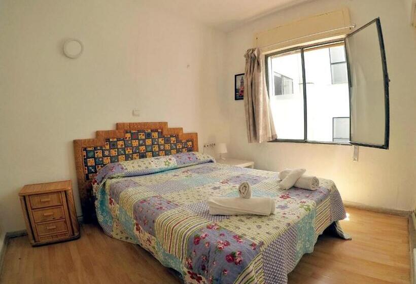 فندق صغير Pension Euro Holitel