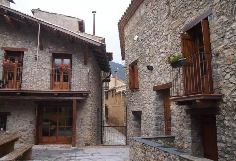 Cal Roseta 2pure Apartaments