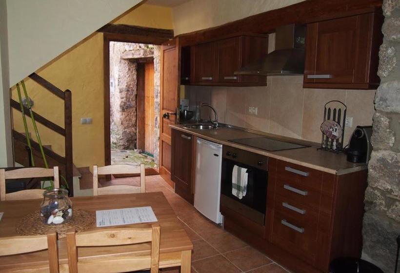 Cal Roseta 2pure Apartaments