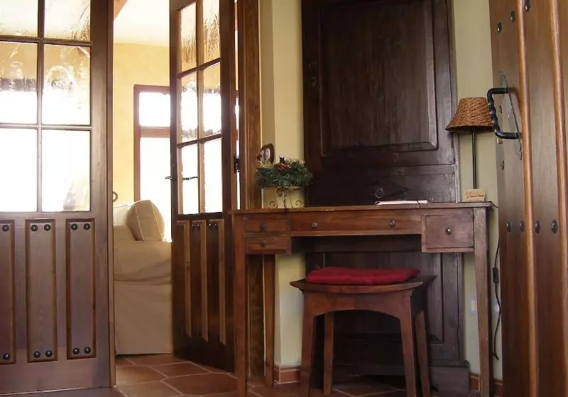 Casa Rural El Zahorí De Pinedas