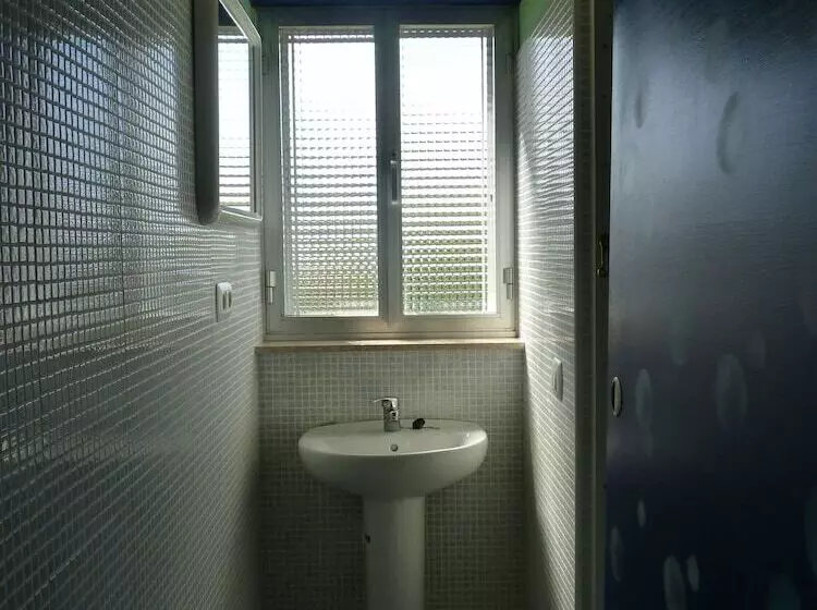 Albergue Llanes Playa De Poo   Hostel