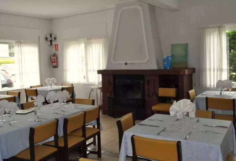 مسافرخانه Hostería De Somo