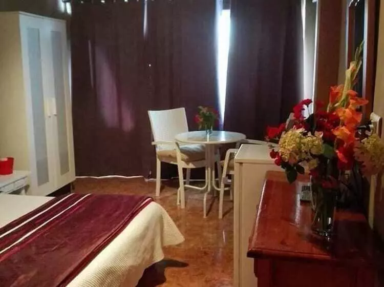 Hostal Manolo Matalascañas