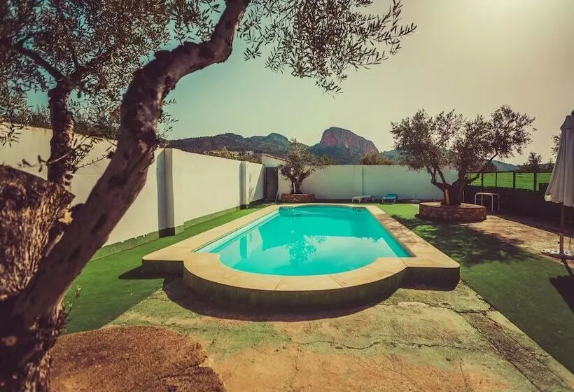 Hostelli Posada Peñarubia