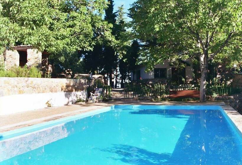 فندق ريفى Casas Rurales Telecabina Las Catifas