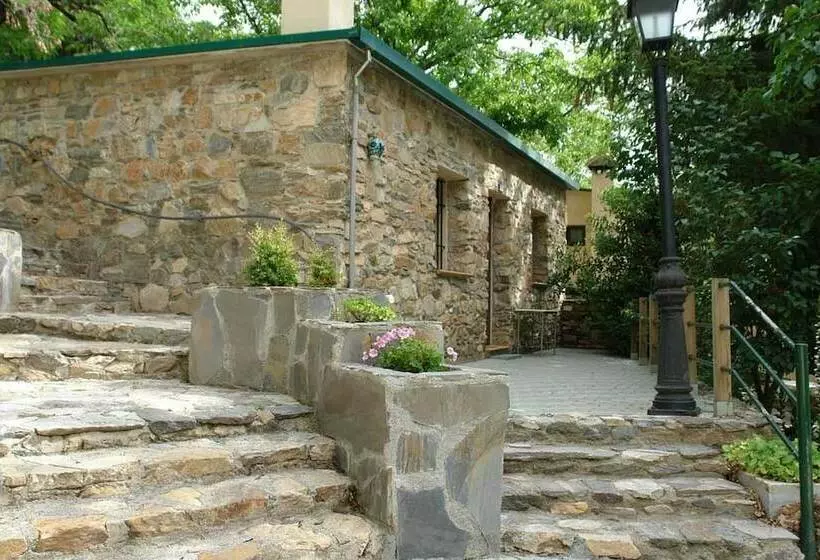 Maaseutuhotelli Casas Rurales Telecabina Las Catifas