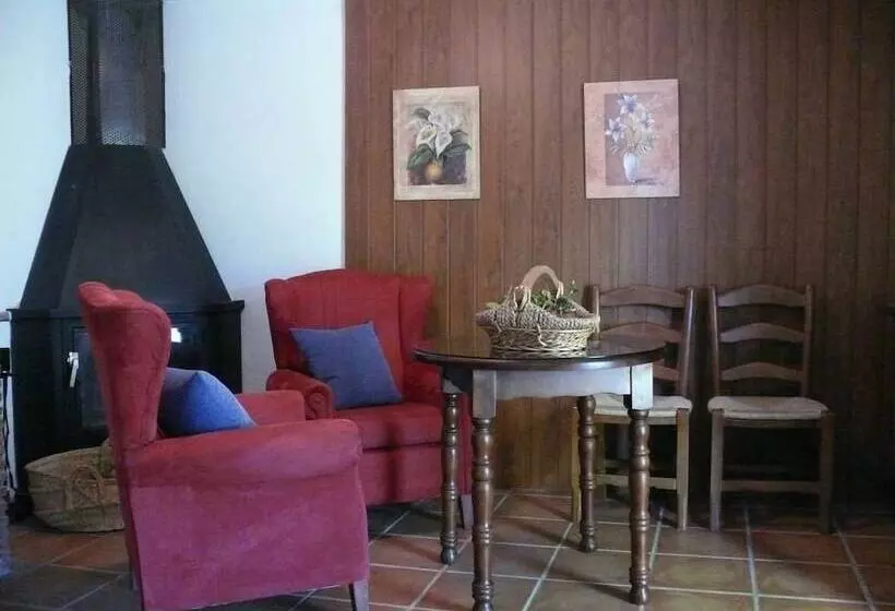 Maaseutuhotelli Casas Rurales Telecabina Las Catifas