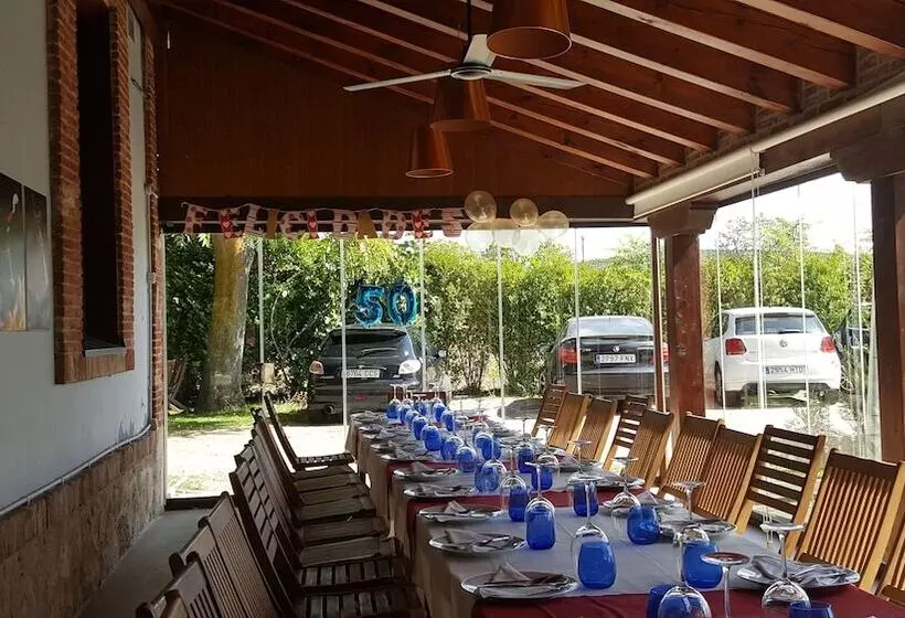 ホテル La Puerta De La Ribera