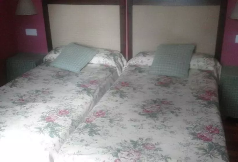 ホテル La Puerta De La Ribera