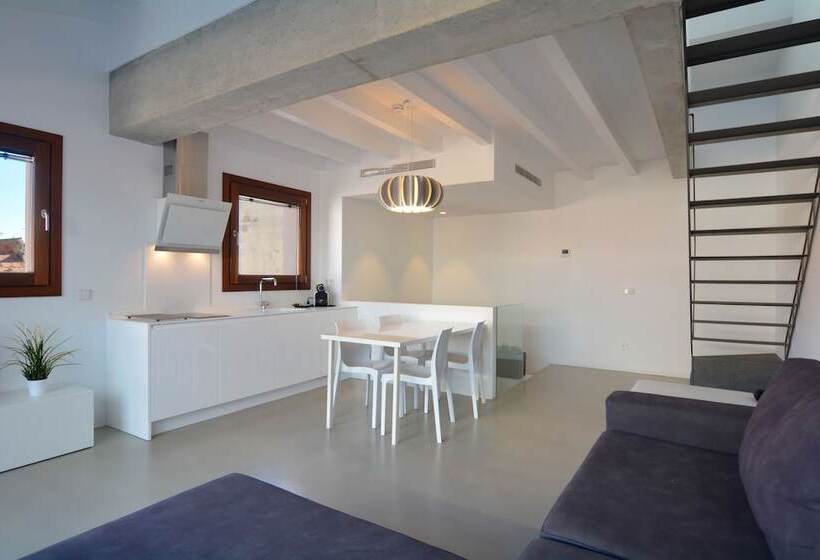 Lonja Suites Apartments