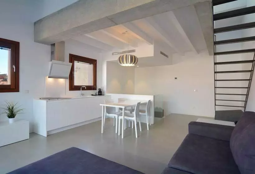 Lonja Suites Apartments