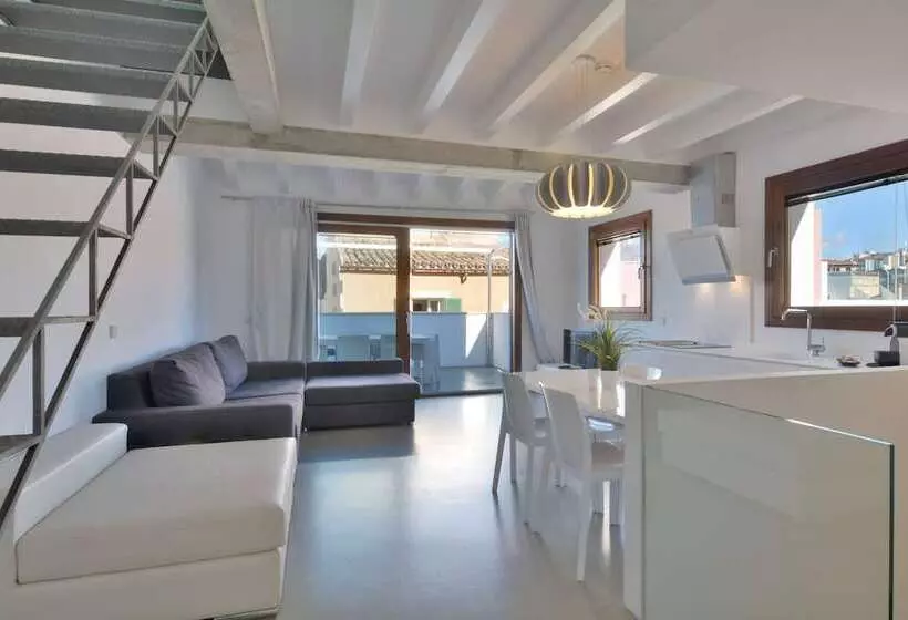 Lonja Suites Apartments