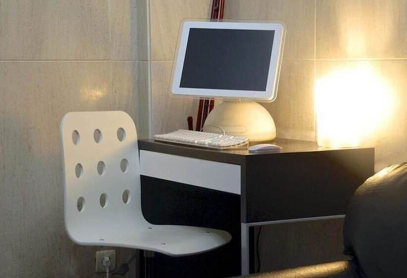 Pension Residencia J. Lago