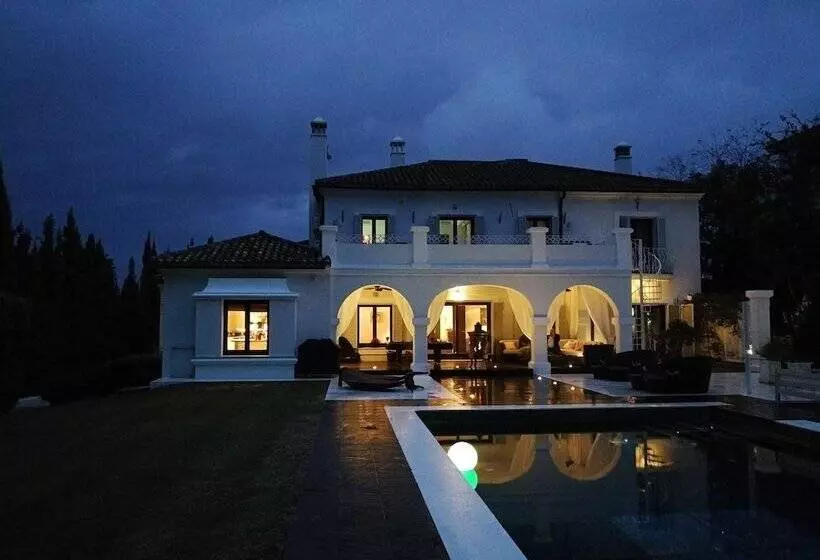Villa Los Halcones Sotogrande Golf