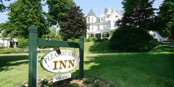 تختخواب و صبحانه Pleasant Street Inn