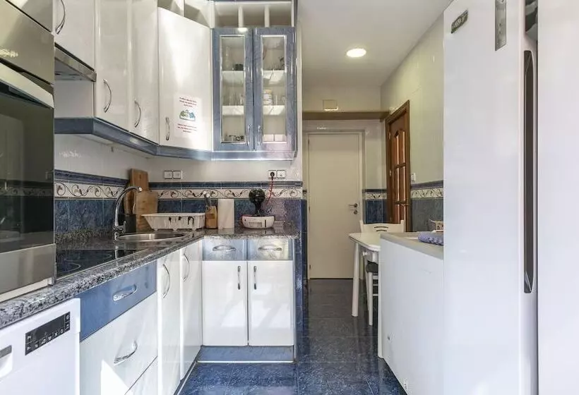 مسافرخانه H A San Mateo Suites