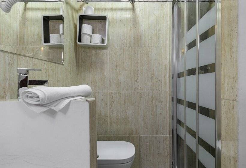 مسافرخانه H A San Mateo Suites