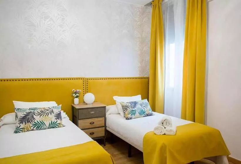 مسافرخانه H A San Mateo Suites