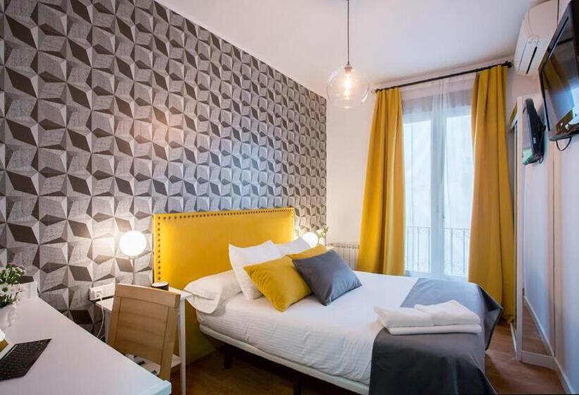 مسافرخانه H A San Mateo Suites