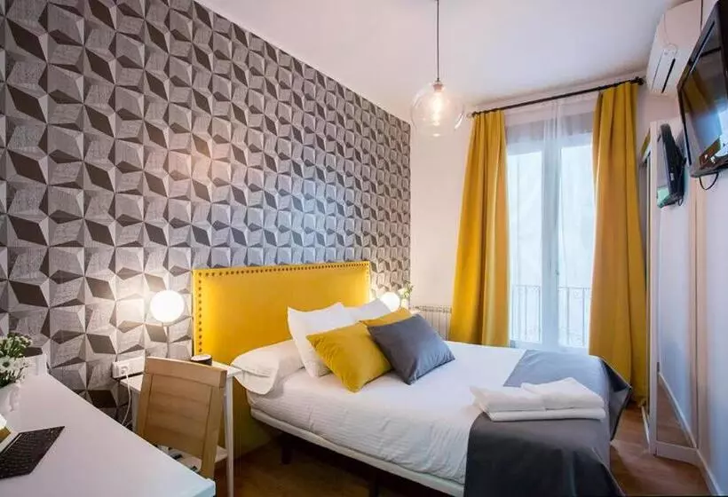 مسافرخانه H A San Mateo Suites