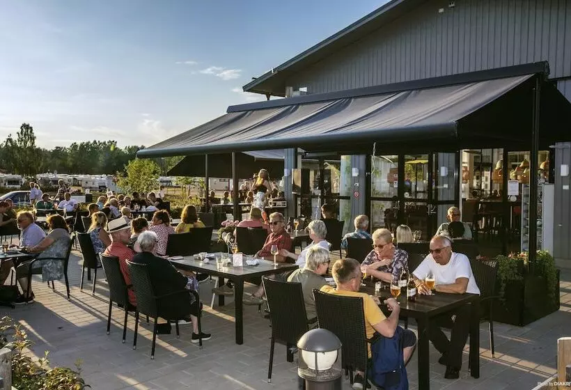هتل First Camp Skutberget Karlstad