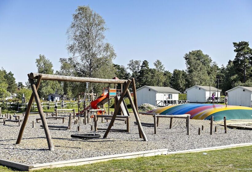 בית מלון כפרי First Camp Skutberget Karlstad