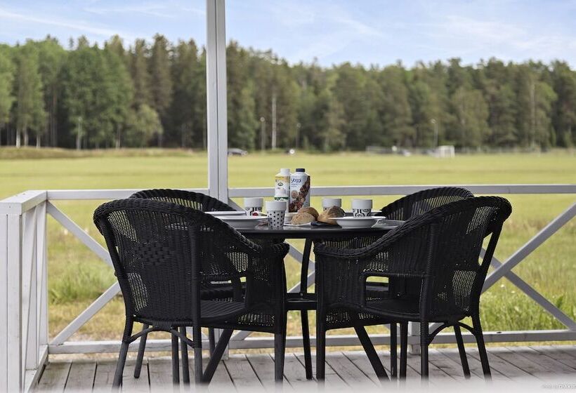 בית מלון כפרי First Camp Skutberget Karlstad