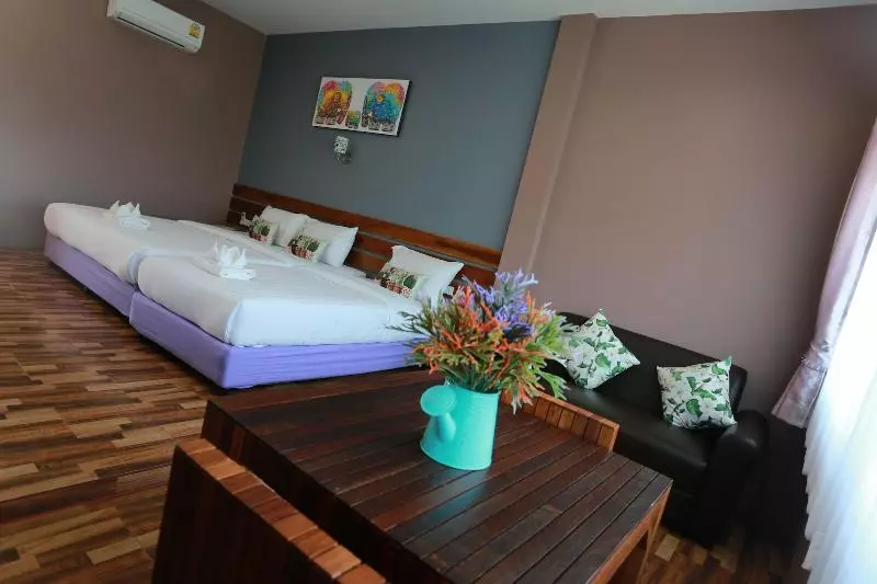 هتل Greenery Resort Koh Tao