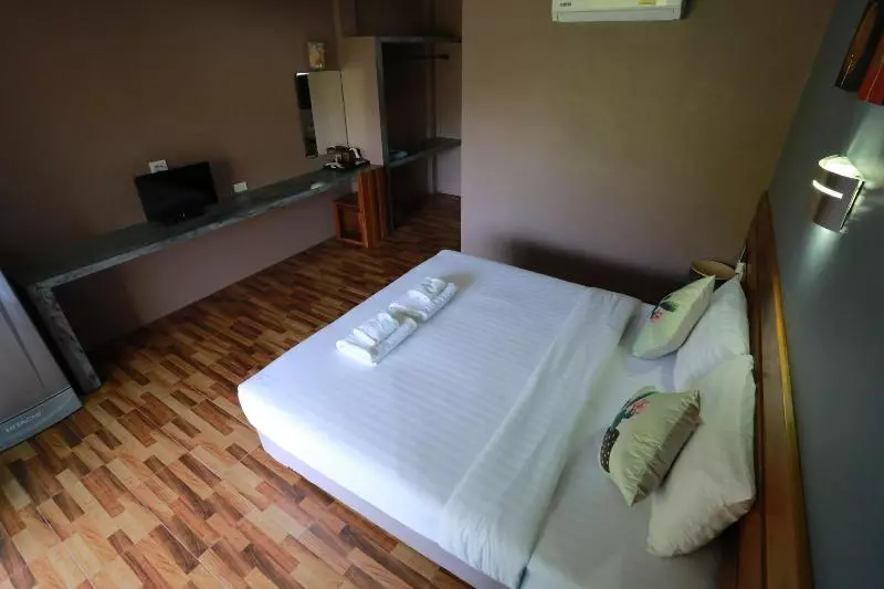 هتل Greenery Resort Koh Tao