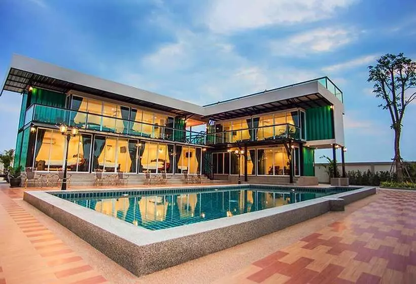 ホテル Royal Graces Pool Villas