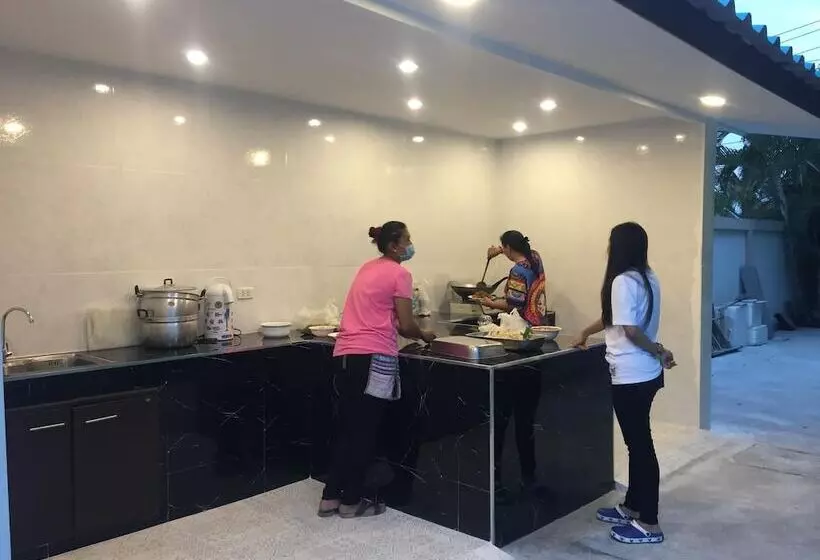 ホテル Royal Graces Pool Villas